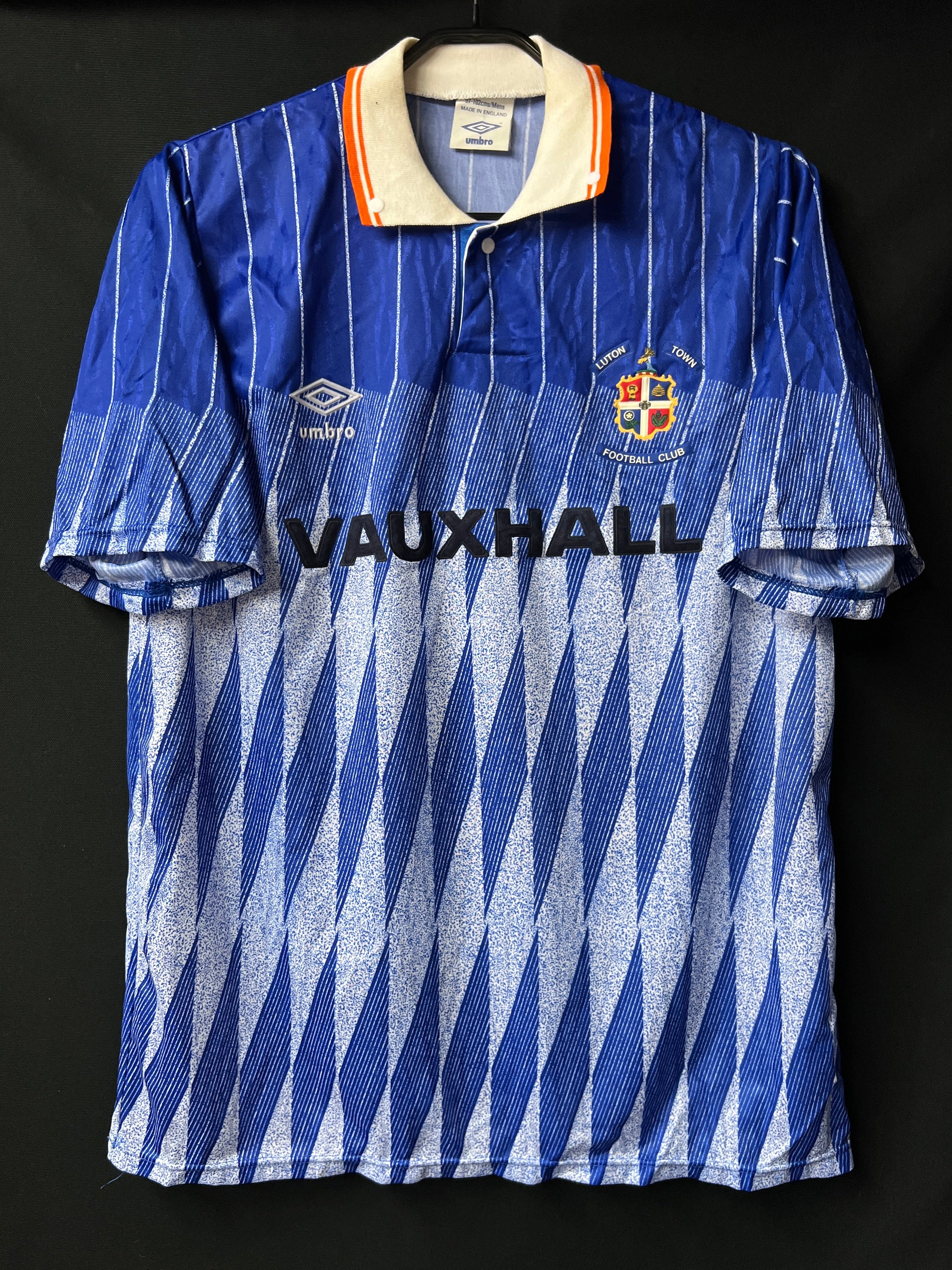 1990/92】ルートン・タウンFC（3rd）/ CONDITION：B+ / SIZE：M（97-102cm） – Vintage Sports  Football Store