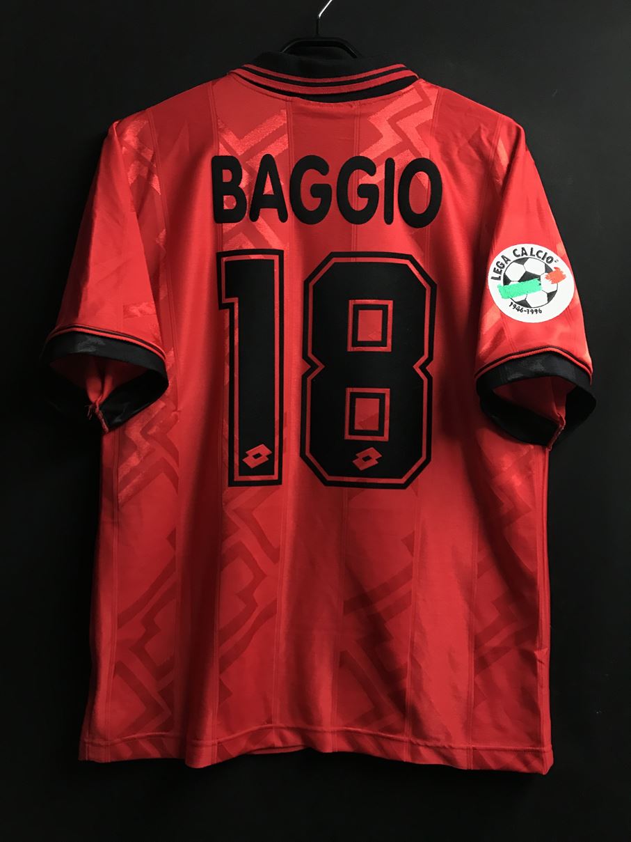 人気の 新品☆96/97 ACミラン ユニフォーム BAGGIO #18 記念グッズ