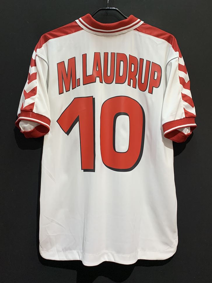 1998】デンマーク代表（A）/ CONDITION：A / SIZE：L / #10 / M. LAUDRUP / W杯フランス大会パッ –  Vintage Sports Football Store