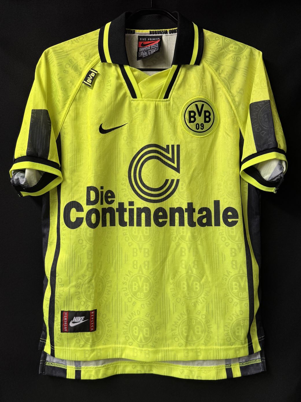NIKE ドルトムント サッカー ユニフォーム 90s 銀タグ 英国製 UK NIKE ドルトムント サッカー ユニフォーム 90s 銀タグ 英国製 UK NIKE