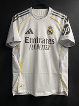 【2025/26】レアル・マドリード(H)/ CONDITION:A / SIZE:L(日本規格)/ #8 / VALVERDE / オーセンティック