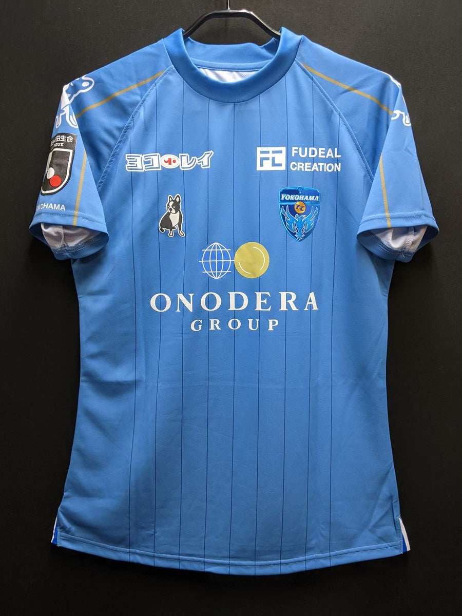 横浜FC – Vintage Sports Football Store