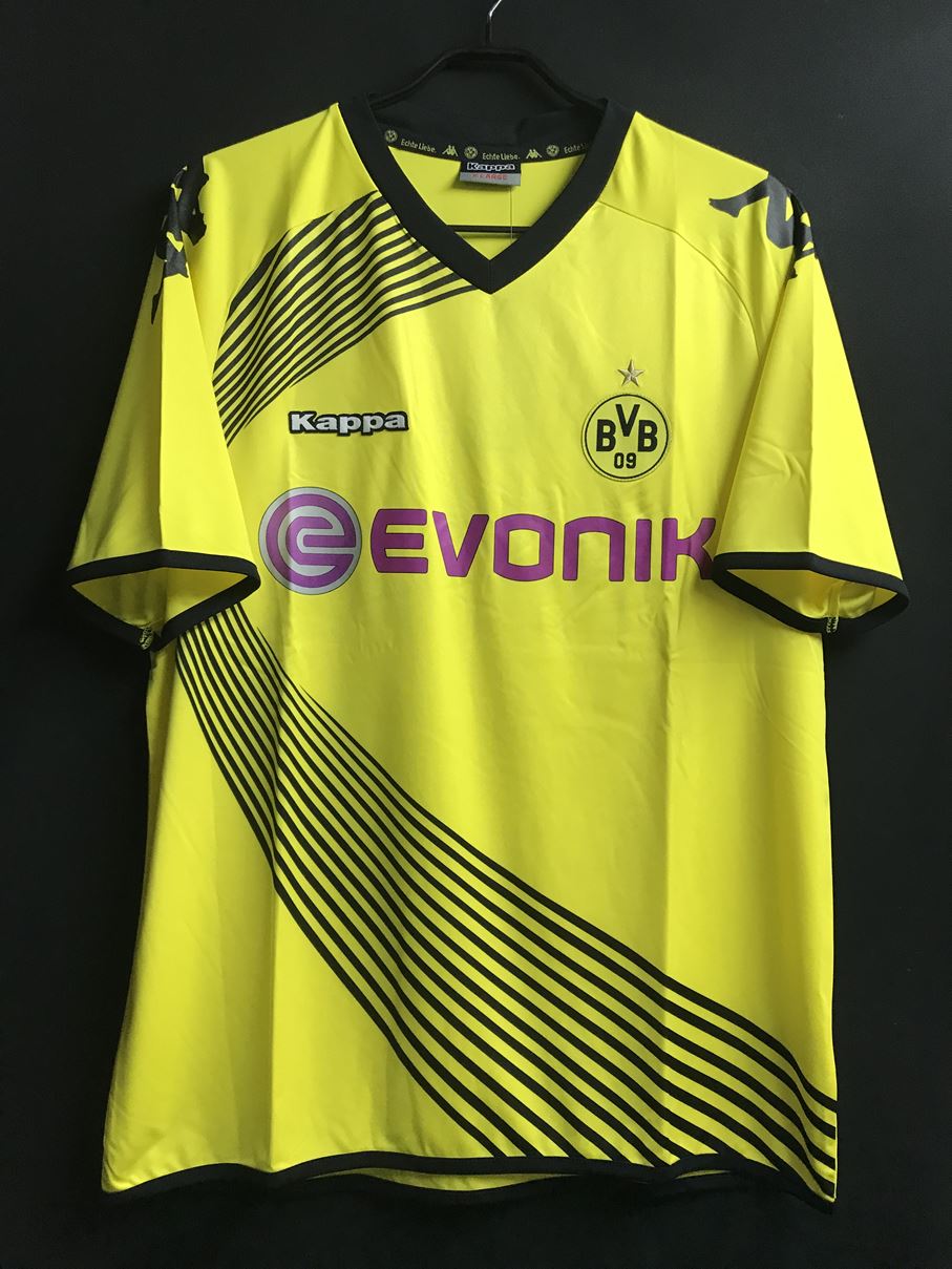 ドルトムントKappa BVB 09 ナイロンジャケットブラック