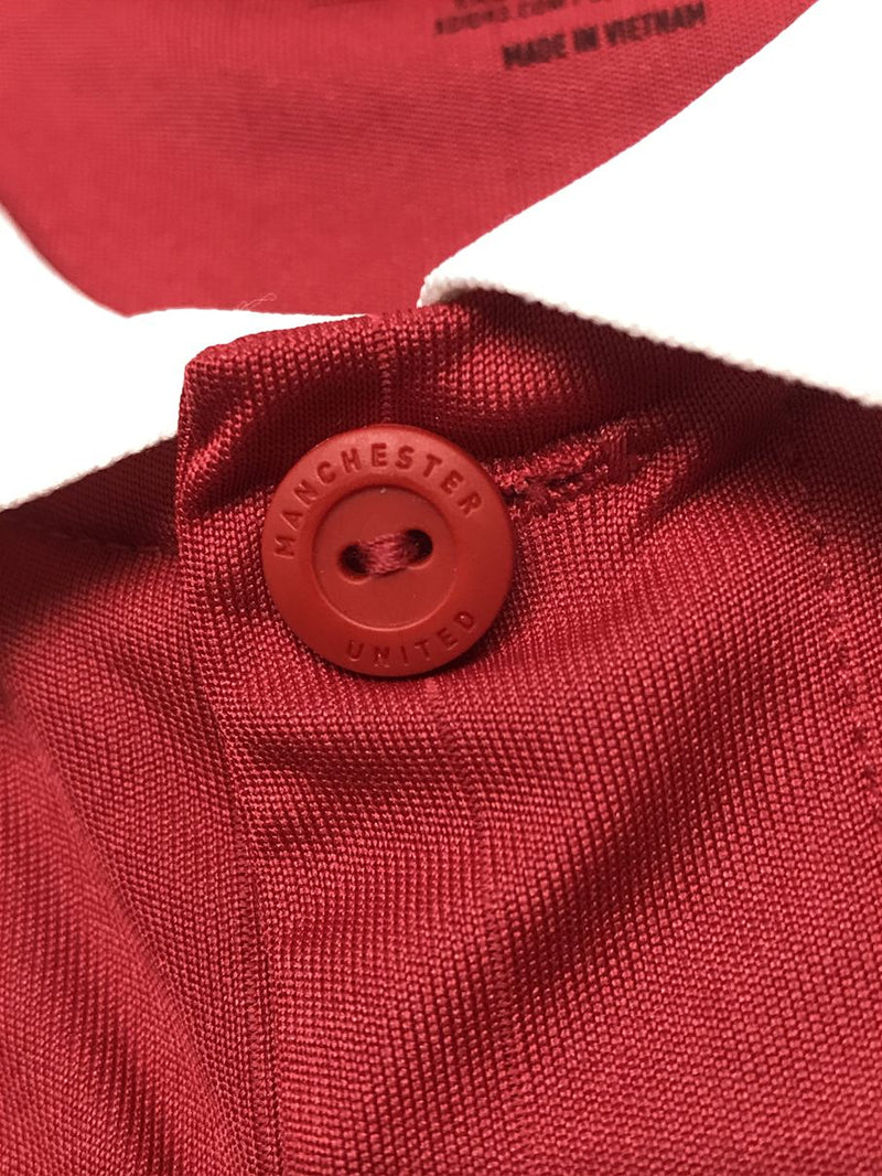 【2022/23】マンチェスター・ユナイテッド（H）/ CONDITION：New / SIZE：S / #18 / CASEMIRO / プレミア、NO ROOM FOR RACISMパッチ