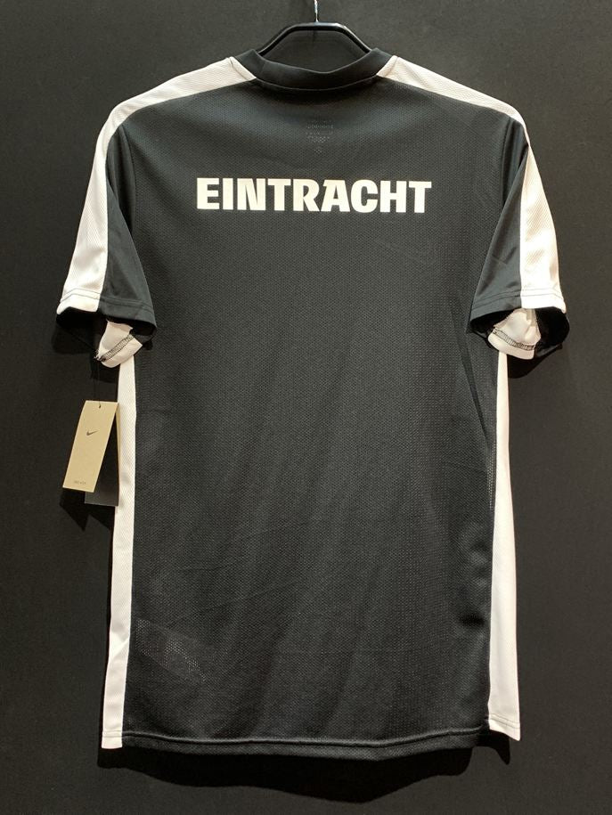 【2023/24】アイントラハト・フランクフルト トレーニング トップ / CONDITION：NEW / SIZE：M