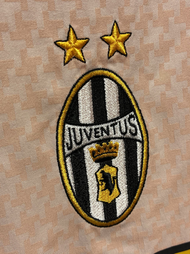 【2003/04】ユベントス（A）/ CONDITION：B+ / SIZE：S / #21 / THURAM