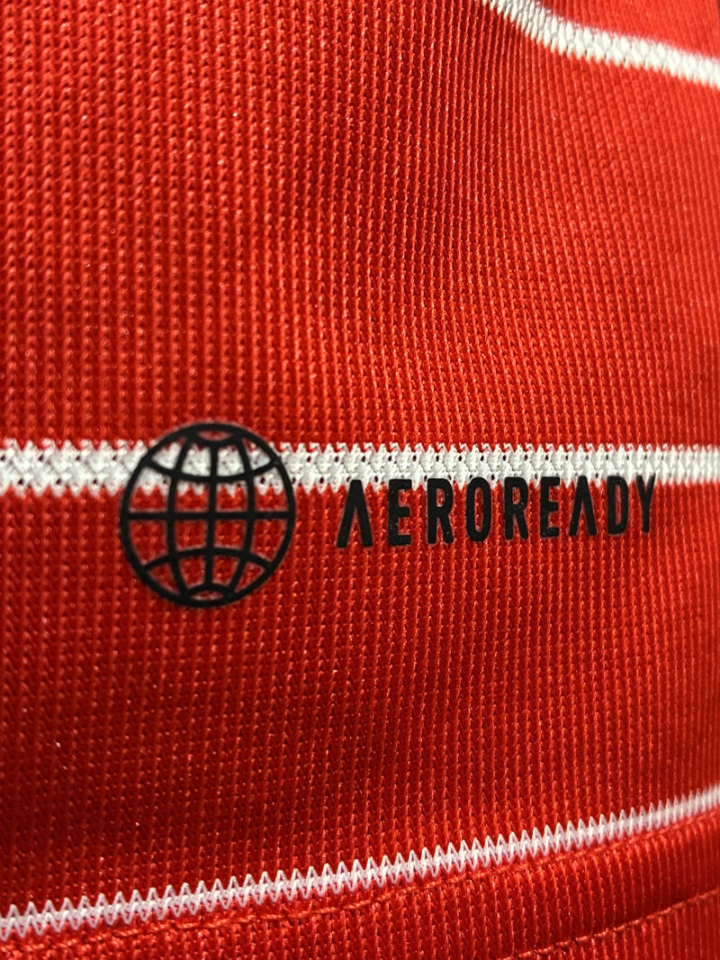【2022/23】バイエルン（H）/ CONDITION：NEW / SIZE：L（日本規格）/ #4 / DE LIGT / ブンデスリーガチャンピオンパッチ
