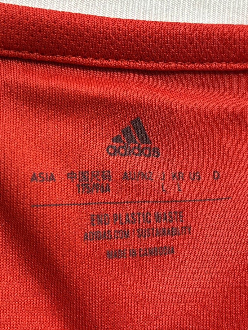 【2022/23】バイエルン（H）/ CONDITION：NEW / SIZE：L（日本規格）/ #4 / DE LIGT / ブンデスリーガチャンピオンパッチ