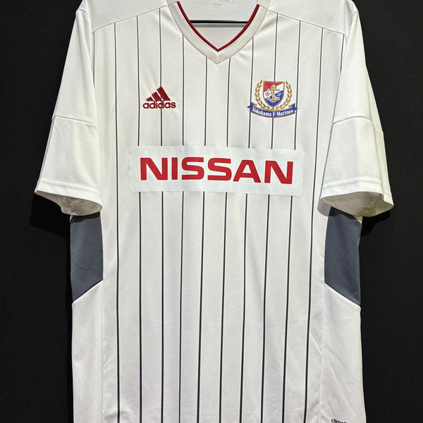 レア　横浜　サッカー　シャツ SPY×FAMILY Tシャツ2 サッカー日本代表ver.（紺）