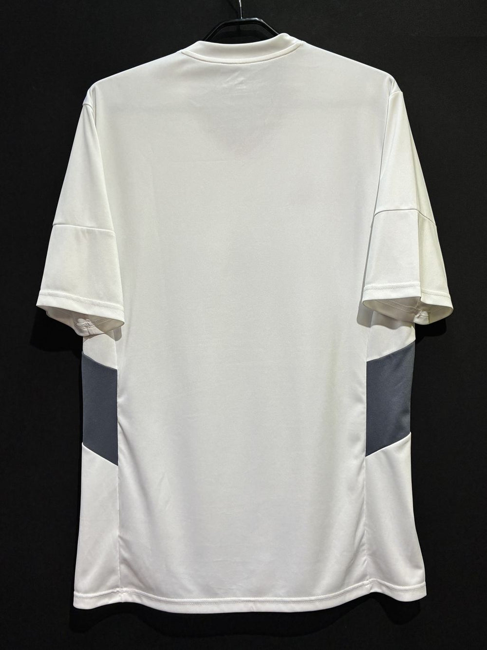 新着商品 – Vintage Sports Football Store