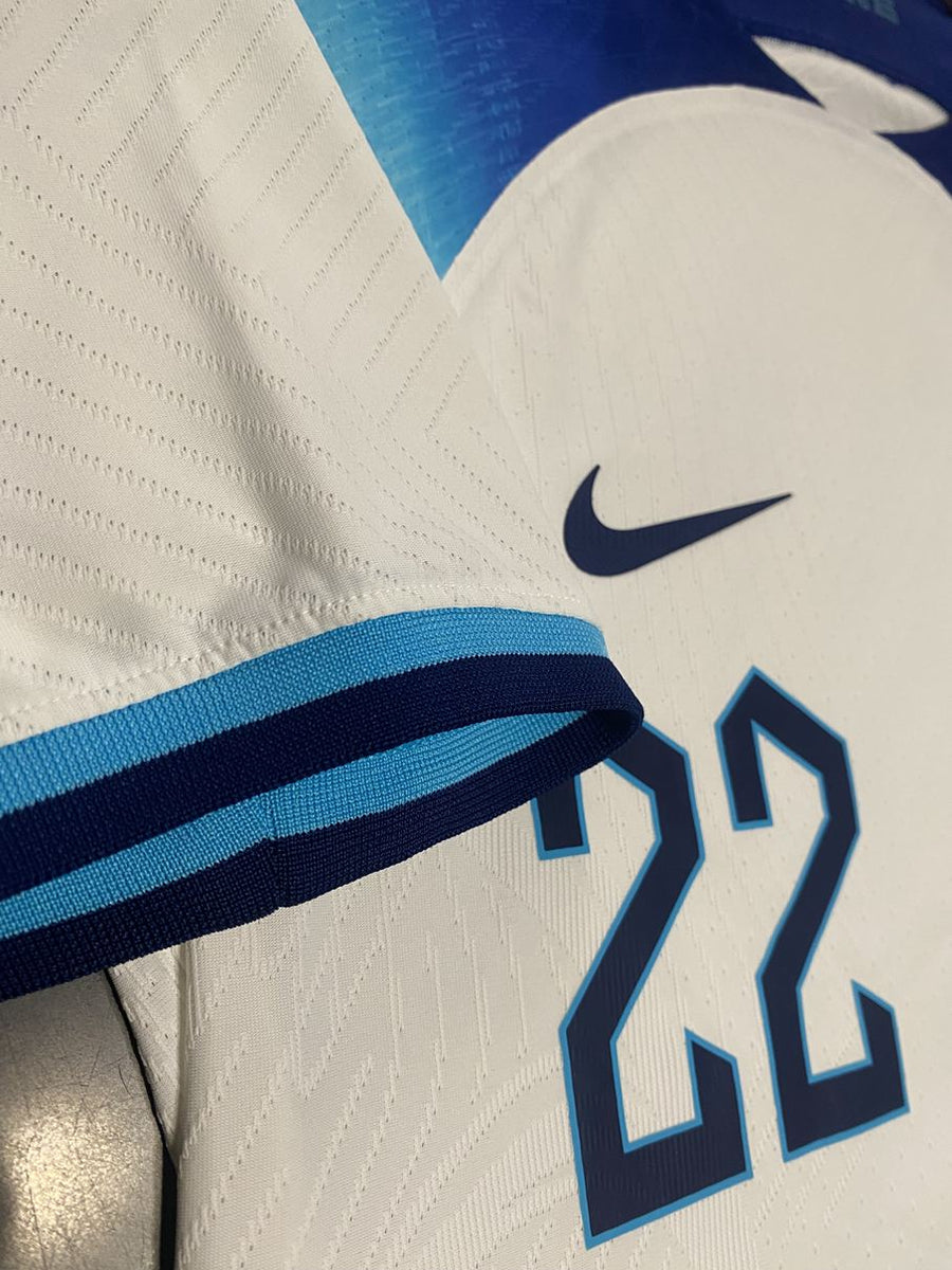 正規 中古 極美品 オーセンティック イングランド 22/23 ベリンガム L 正規 中古 極美品 オーセンティック イングランド 22/23