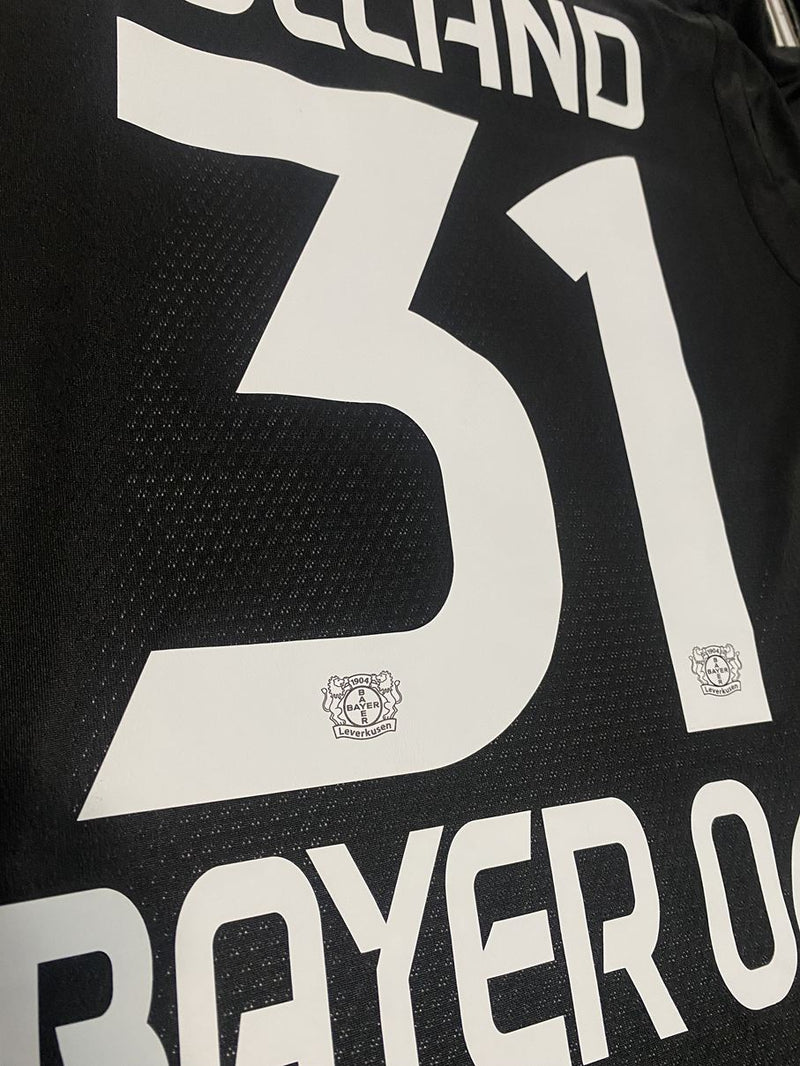 【2017/18】レバークーゼン（H）/ CONDITION：New / SIZE：S / #31 / VOLLAND