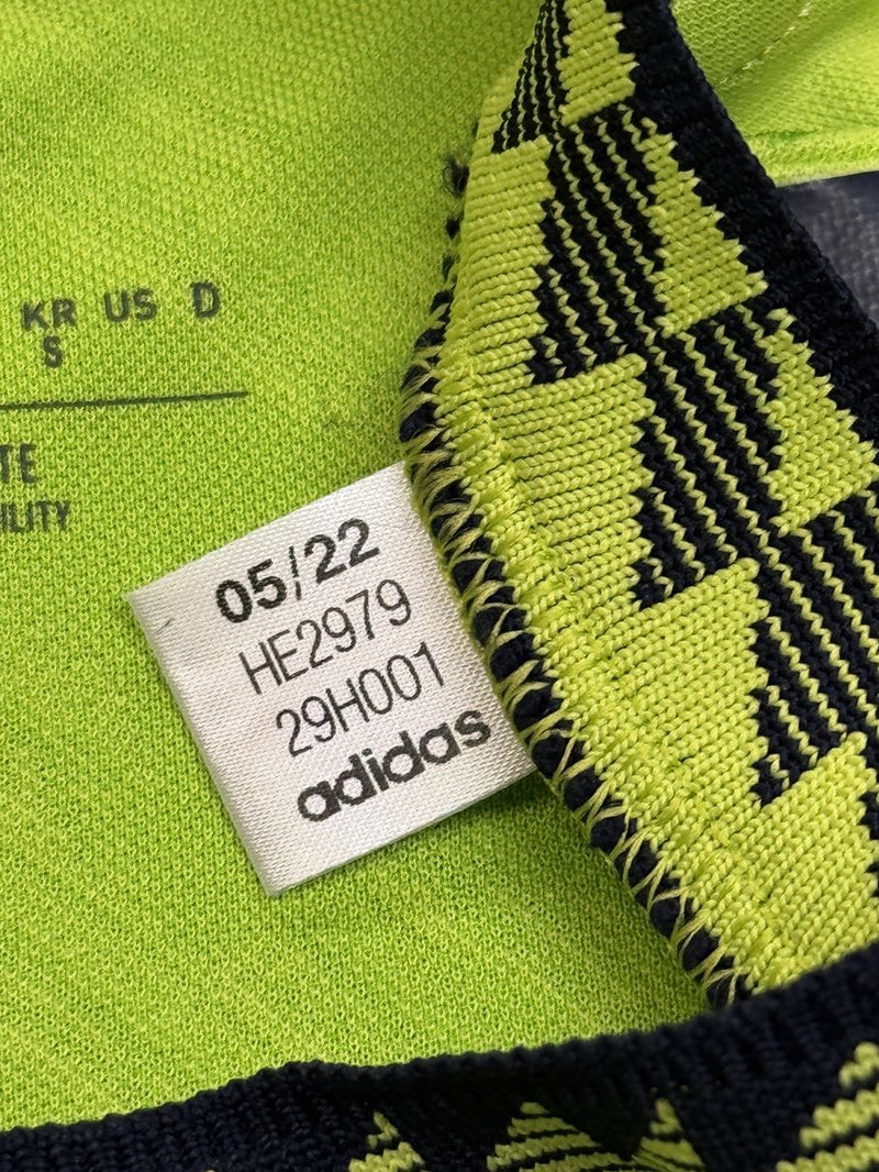 【2022/23】マンチェスター・ユナイテッド（3rd）/ CONDITION：A- / SIZE：S（日本規格）/ #34 / VAN DE BEEK / プレミア、No room for racismパッチ / オーセンティック