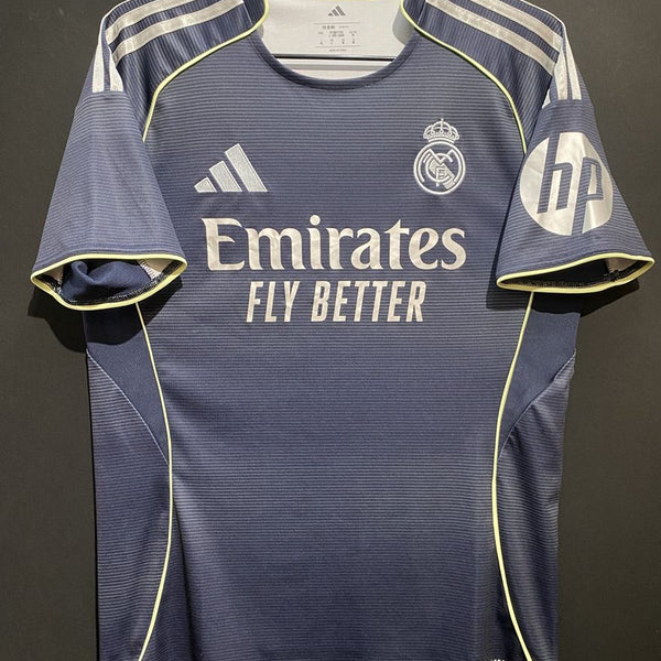 レアル・マドリード – Vintage Sports Football Store