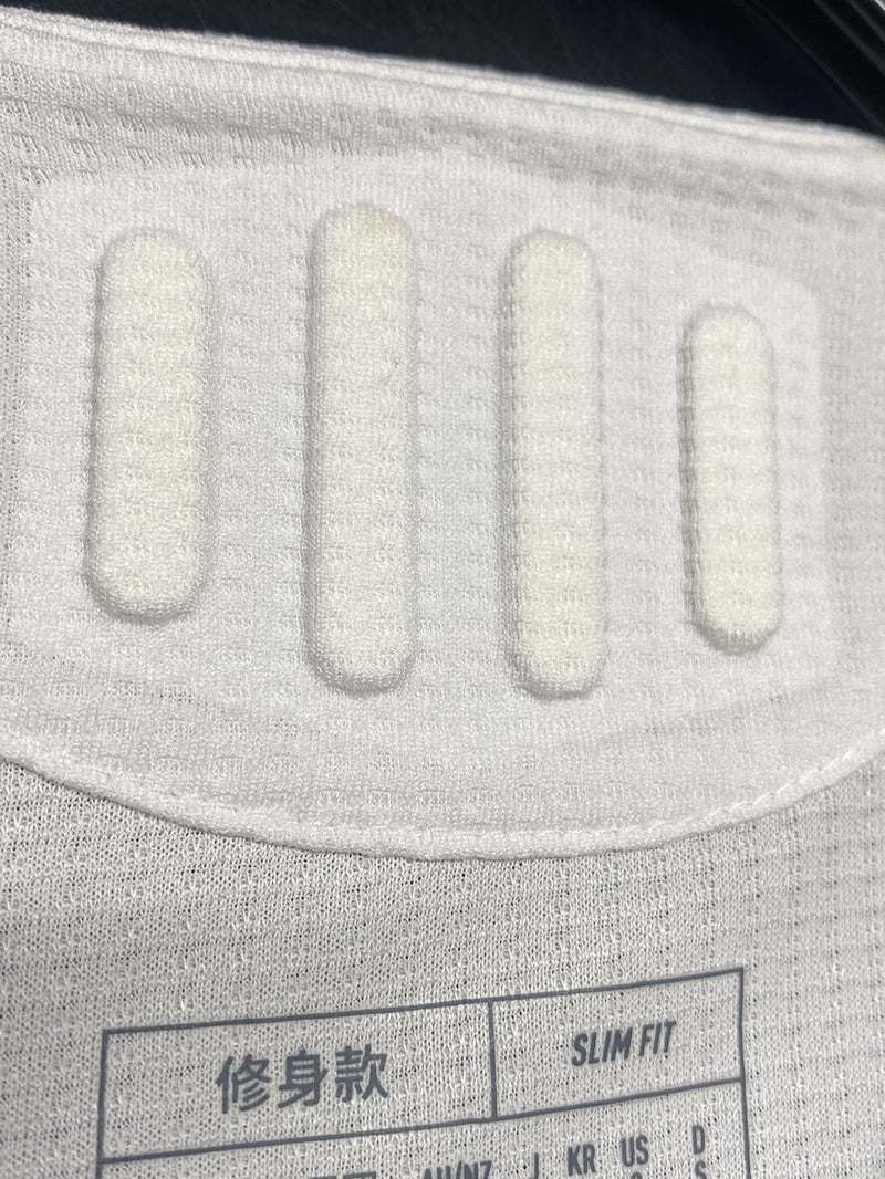 【2024/25】ニューカッスル（H）/ CONDITION：A / SIZE：S / #10 / GORDON / プレミア、No room for racismパッチ / オーセンティック