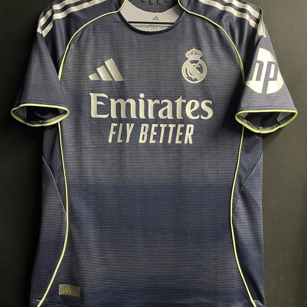 レアルマドリード ユニフォーム レアル・マドリード – Vintage Sports Football Store