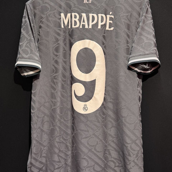 レアル・マドリード – Vintage Sports Football Store