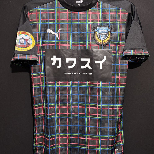 川崎フロンターレ – Vintage Sports Football Store