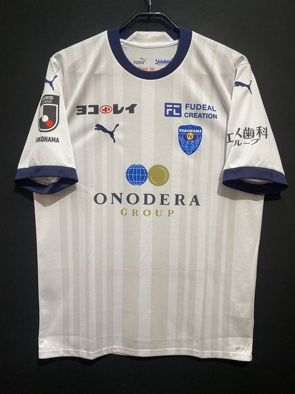 横浜FC – Vintage Sports Football Store