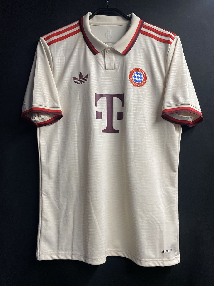 バイエルン – Vintage Sports Football Store