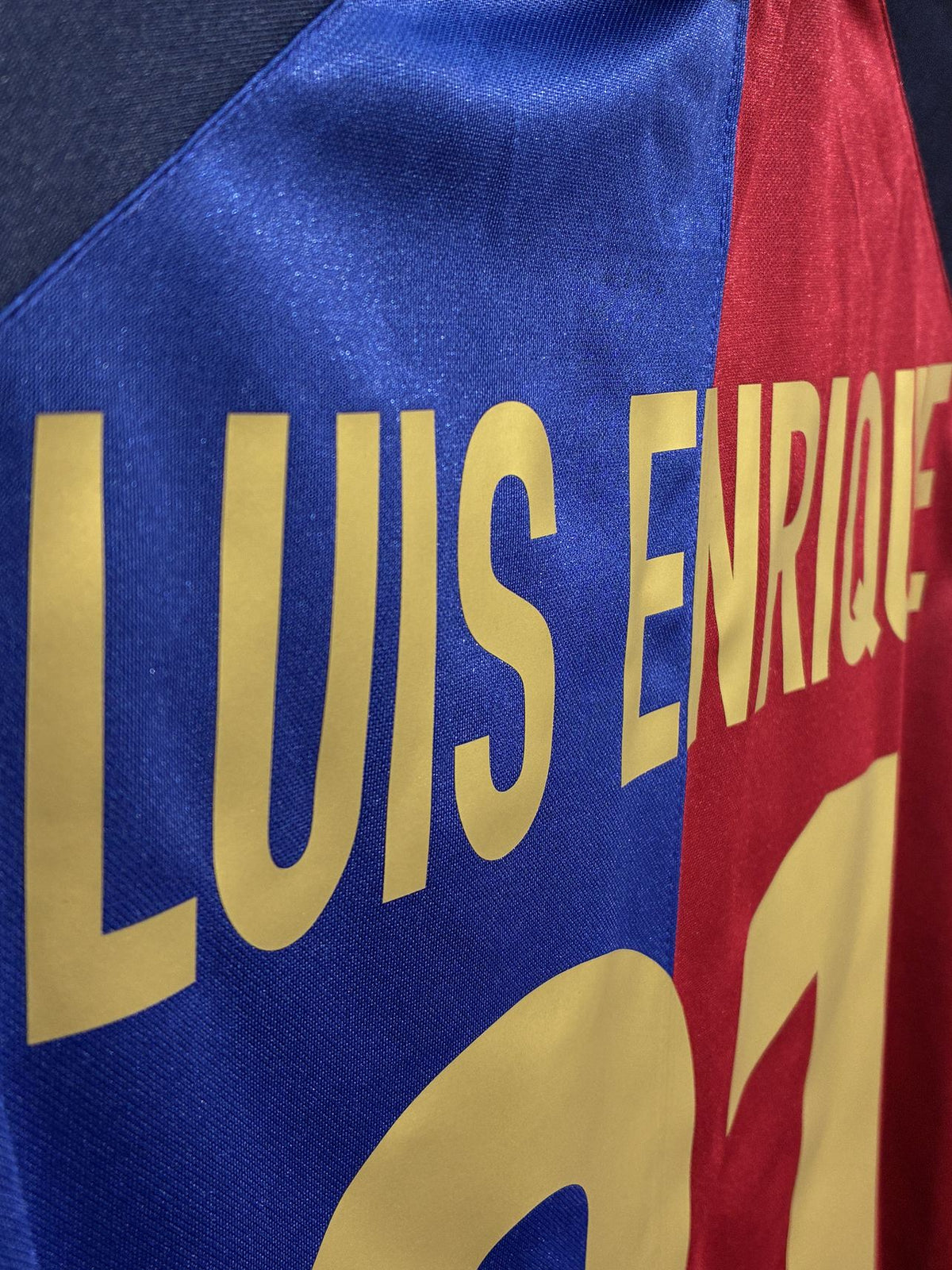 1999/2000】バルセロナ（H）/ CONDITION：B+ / SIZE：S / #21 / LUIS