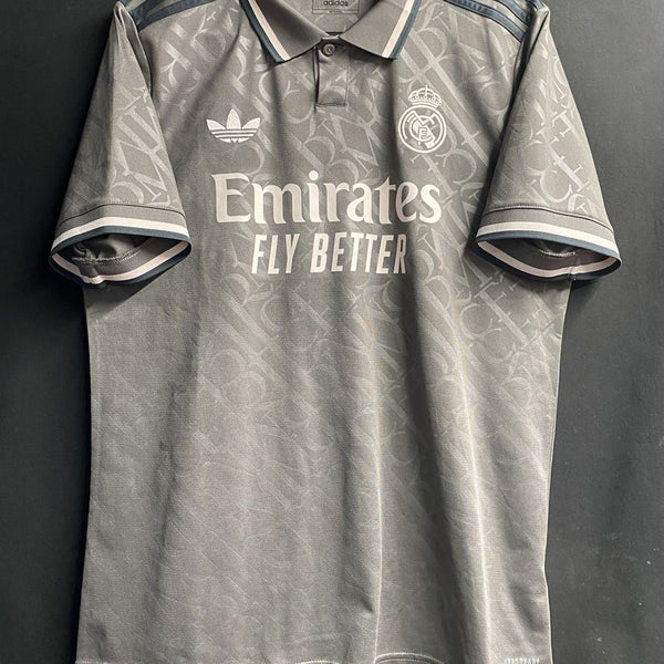 レアル・マドリード – Vintage Sports Football Store