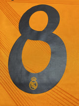 【2024/25】レアル・マドリード（A）/ CONDITION：A / SIZE：M（日本規格）/ #8 / VALVERDE / UCL仕様 / オーセンティック