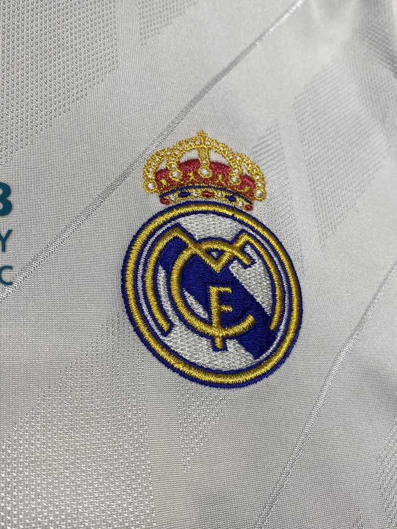 モドリッチ17/18UEFAチャンピオンズリーグ決勝記念モデルフル+ハーフパンツ 2018】レアル・マドリード（H）/ CONDITION：A / SIZE：S / #10