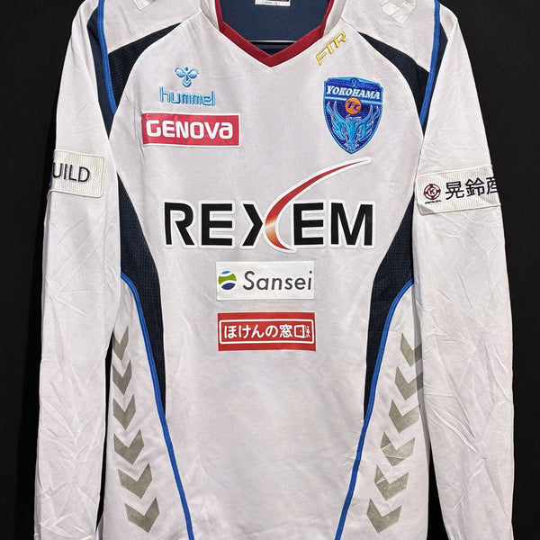横浜FC – Vintage Sports Football Store