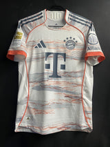 【2025/26】バイエルン（A）/ CONDITION：A / SIZE：M（日本規格）/ #17 / OLISE / ブンデス優勝パッチ / オーセンティック
