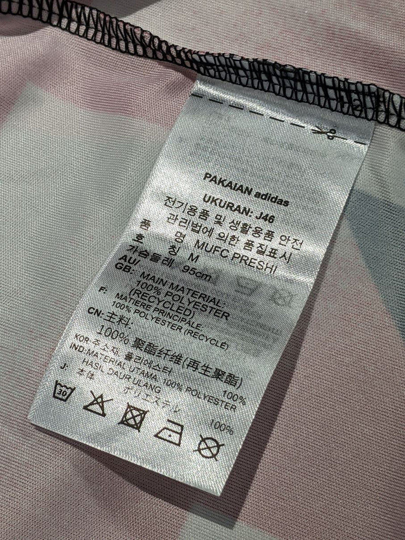 【2022/23】マンチェスター・ユナイテッド プレマッチシャツ / CONDITION：NEW / SIZE：M（日本規格）